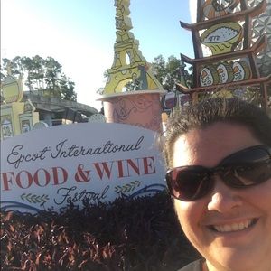 Meet your Posher, Pamela